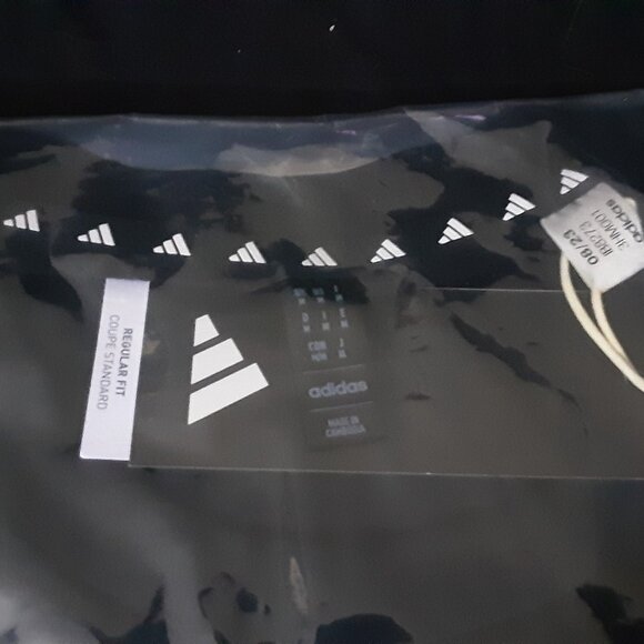 New Adidas Essentials Big Logo Men T-shirt size M Black - Picture 3 of 5